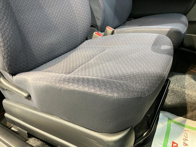ミラＴＸ２ＷＤ　ＣＶＴ車　ラジオ　マニュアルエアコン　パワステ　ＡＢＳ　運転席エアバッグ　助手席エアバッグ　キーレスエントリー（愛媛県）の中古車