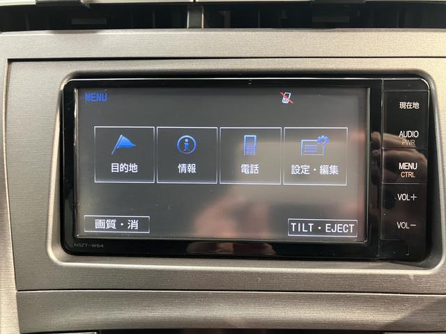プリウスＳハイブリッド車　ドライブレコーダー　コーナーセンサー　バックカメラ　純正ナビ　純正ＥＴＣ　純正ホイール　パワーモード　ＥＣＯモード　ＥＶモード（愛媛県）の中古車