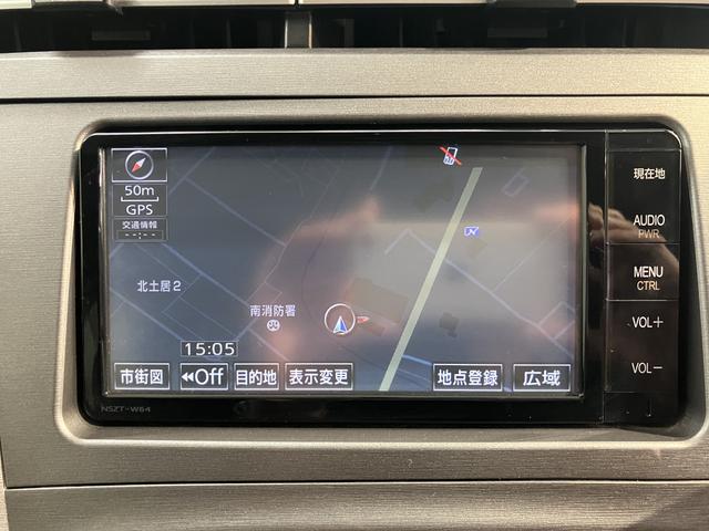 プリウスＳハイブリッド車　ドライブレコーダー　コーナーセンサー　バックカメラ　純正ナビ　純正ＥＴＣ　純正ホイール　パワーモード　ＥＣＯモード　ＥＶモード（愛媛県）の中古車