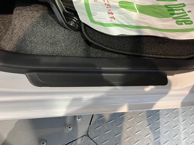 ムーヴキャンバスストライプスＧプッシュスタート　両側電動スライドドア　アイドリングストップ　コーナーセンサー　ＬＥＤヘッドライト　オートライト　オートマチックハイビーム　電動パーキングブレーキ（ホールド機能付）（愛媛県）の中古車