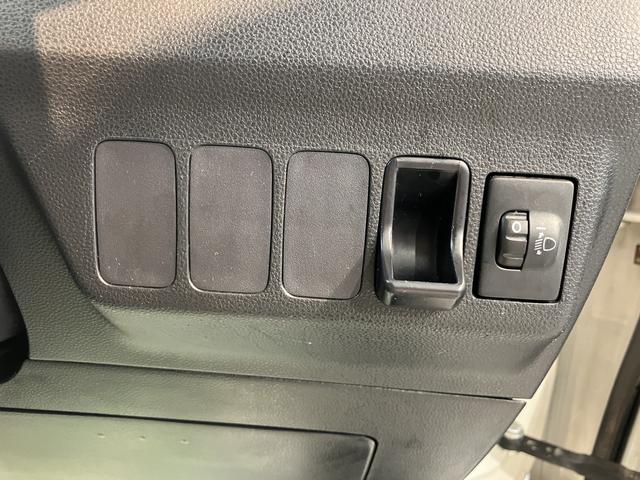 ミラＴＸ２ＷＤ　ＣＶＴ車　ナビ　バックカメラ　ワンセグＴＶ　ＣＤ　ＥＴＣ　マニュアルエアコン　パワステ　ＡＢＳ　純正アルミホイール　運転席エアバッグ　助手席エアバッグ（愛媛県）の中古車