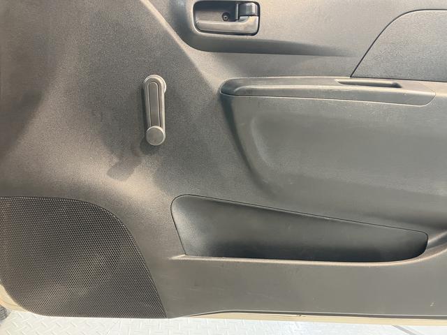 ミラＴＸ２ＷＤ　ＣＶＴ車　ナビ　バックカメラ　ワンセグＴＶ　ＣＤ　ＥＴＣ　マニュアルエアコン　パワステ　ＡＢＳ　純正アルミホイール　運転席エアバッグ　助手席エアバッグ（愛媛県）の中古車
