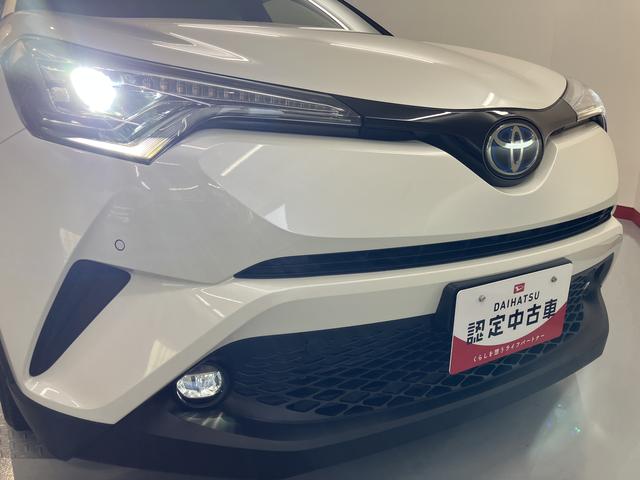 Ｃ−ＨＲＧプッシュスタート　セパレートシート純正ドライブレコーダー　純正ナビ　パーキングブレーキ　オートマチックハイビーム　オートクルーズコントロール　バックカメラ　ブラインドスポットモニター　シートヒーター（愛媛県）の中古車