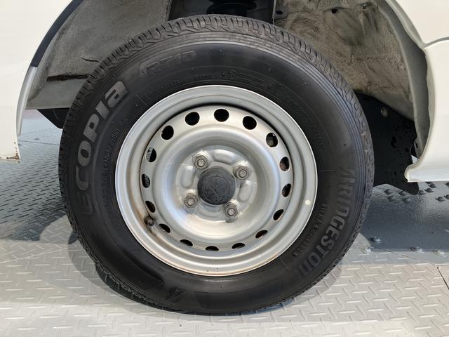ハイゼットトラックジャンボＳＡIIIｔエアコン　パワステ　パワーウインドウ　キーレスエントリー　ＣＤステレオ　運転席・助手席エアバック　ＡＢＳ　ＬＥＤヘッドライト　フォグランプ　作業灯　２ＷＤ車　４速オートマチック（愛媛県）の中古車