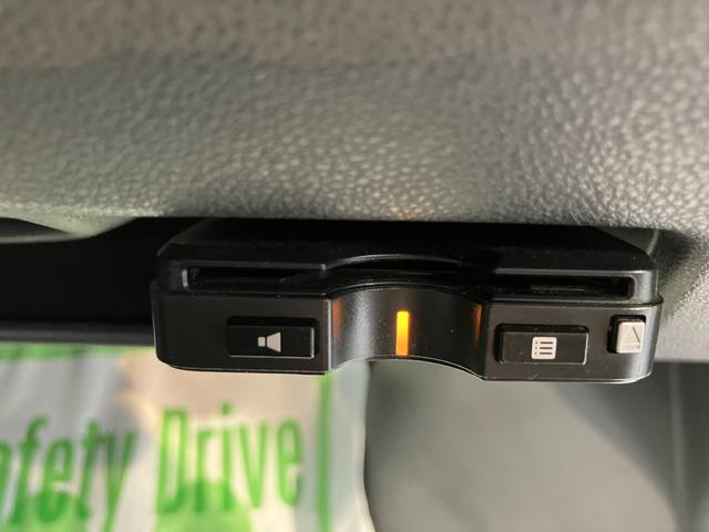 ハイゼットカーゴクルーズＳＡIII２ＷＤ　ＡＴ車　ＬＥＤヘッドライト　フォグランプ　純正ナビ　地上デジタルＴＶ　ＣＤ　ＤＶＤ　Ｂｌｕｅｔｏｏｔｈ　ＵＳＢ　ＥＴＣ　両側スライドドア　アイドリングストップ（愛媛県）の中古車