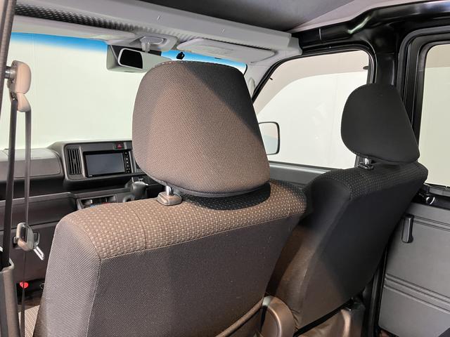 ハイゼットカーゴクルーズＳＡIII２ＷＤ　ＡＴ車　ＬＥＤヘッドライト　フォグランプ　純正ナビ　地上デジタルＴＶ　ＣＤ　ＤＶＤ　Ｂｌｕｅｔｏｏｔｈ　ＵＳＢ　ＥＴＣ　両側スライドドア　アイドリングストップ（愛媛県）の中古車