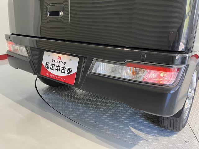 ハイゼットカーゴクルーズＳＡIII２ＷＤ　ＡＴ車　ＬＥＤヘッドライト　フォグランプ　純正ナビ　地上デジタルＴＶ　ＣＤ　ＤＶＤ　Ｂｌｕｅｔｏｏｔｈ　ＵＳＢ　ＥＴＣ　両側スライドドア　アイドリングストップ（愛媛県）の中古車