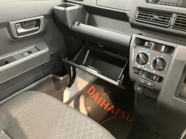 ハイゼットカーゴＤＸスマートアシスト　２ＷＤ　ＣＶＴ　ラジオ　キーレスエントリー　両側スライドドア　アイドリングストップ　エアコン　パワステ　障害物センサー　オートライト（愛媛県）の中古車