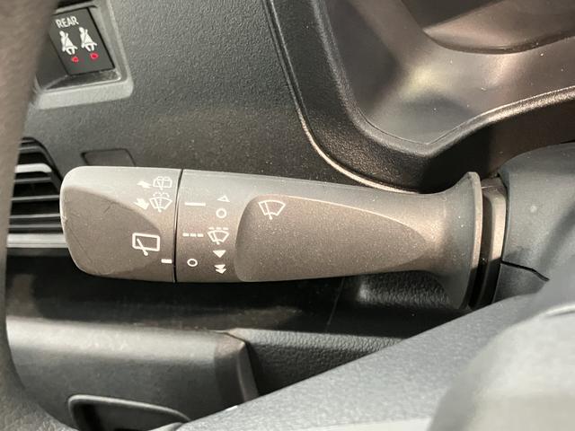 ハイゼットカーゴＤＸスマートアシスト　２ＷＤ　ＣＶＴ　ラジオ　キーレスエントリー　両側スライドドア　アイドリングストップ　エアコン　パワステ　障害物センサー　オートライト（愛媛県）の中古車