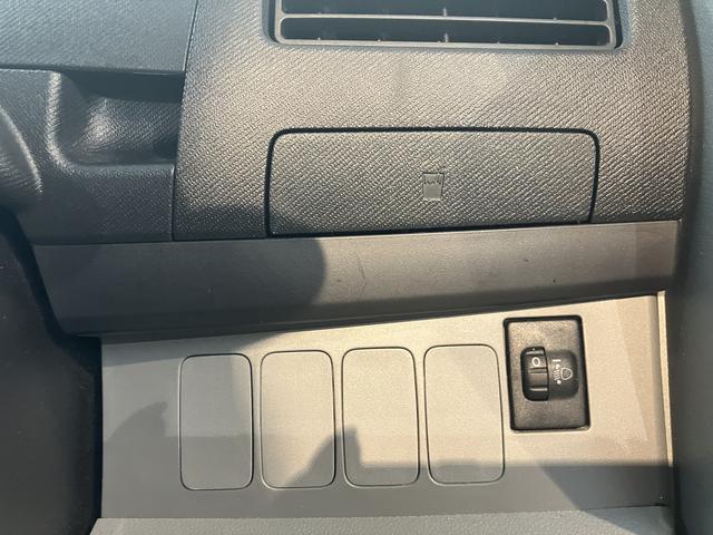 ムーヴメモリアルエディション２ＷＤ　ハロゲンヘッドライト　ベンチシート　社外ＥＴＣ車載機　ＦＭ　ＡＭ　社外前方ドライブレコーダー　現状車（愛媛県）の中古車
