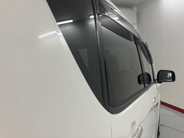ムーヴメモリアルエディション２ＷＤ　ハロゲンヘッドライト　ベンチシート　社外ＥＴＣ車載機　ＦＭ　ＡＭ　社外前方ドライブレコーダー　現状車（愛媛県）の中古車