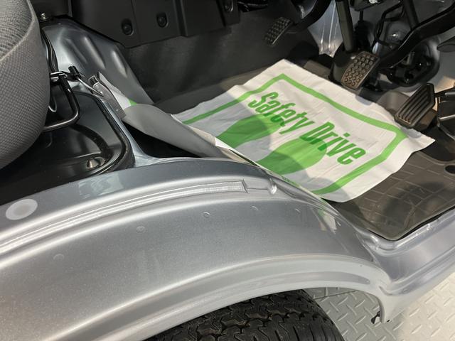 ハイゼットトラックスタンダードＳＡIIIｔ２ＷＤ　マニュアル車　ＬＥＤヘッドライト　フォグランプ　オートマチックハイビーム　社外アルミホイール　ＡＭ　　ＦＭ（愛媛県）の中古車