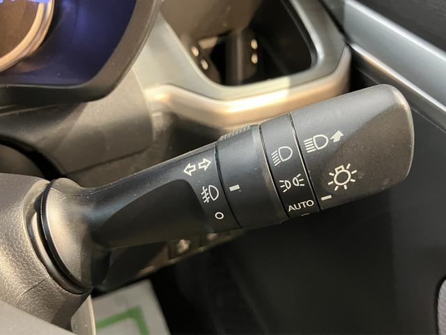 ムーヴカスタム　Ｘ　ＳＡ２ＷＤ　ベンチシート　オートライト　アイドリングストップ車　ＬＥＤヘッドライト　フォグランプ　バックカメラ　純正ＳＤナビ　純正ＥＴＣ車載機　純正アルミホイール　ＣＤ　ＤＶＤ　ＵＳＢ　Ｂｌｕｅｔｏｏｔｈ（愛媛県）の中古車