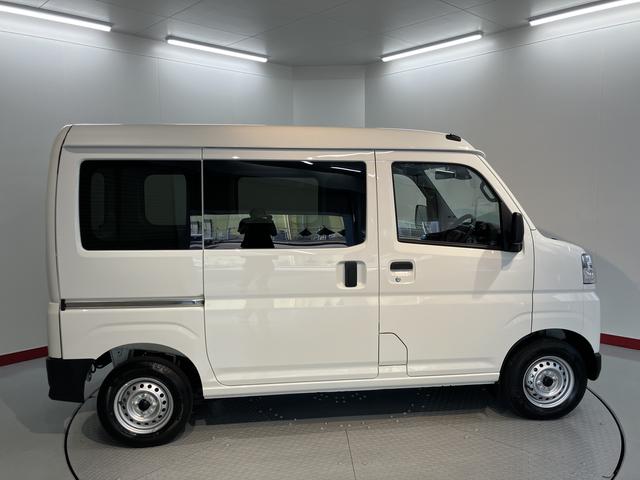 ハイゼットカーゴＤＸ４ＷＤ　アイドリングストップ車　オートライト　オートマチックハイビーム　コーナーセンサー　ハロゲンヘッドライト　ＡＭ　ＦＭ（愛媛県）の中古車