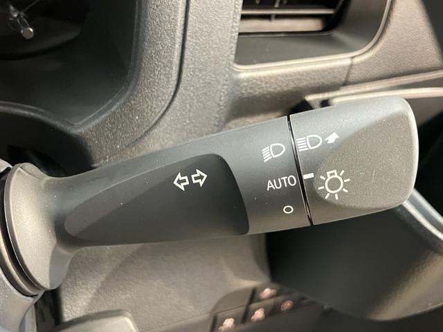 ハイゼットカーゴＤＸ４ＷＤ　アイドリングストップ車　オートライト　オートマチックハイビーム　コーナーセンサー　ハロゲンヘッドライト　ＡＭ　ＦＭ（愛媛県）の中古車