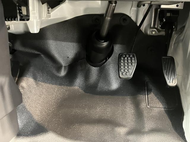 ハイゼットカーゴＤＸ４ＷＤ　アイドリングストップ車　オートライト　オートマチックハイビーム　コーナーセンサー　ハロゲンヘッドライト　ＡＭ　ＦＭ（愛媛県）の中古車