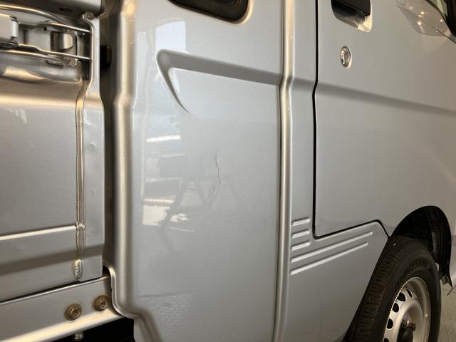 ハイゼットトラックジャンボ４ＷＤ　ＭＴ車　ＥＴＣ　ラジオ　荷台作業灯　マニュアルエアコン　運転席エアバッグ　パワステ　パワーウインドウ（愛媛県）の中古車