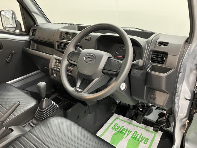 ハイゼットトラックスタンダードエアコン　パワステ　ＡＭ・ＦＭラジオ　ＡＢＳ　運転席エアバック　２ＷＤ・５ＭＴ車（愛媛県）の中古車