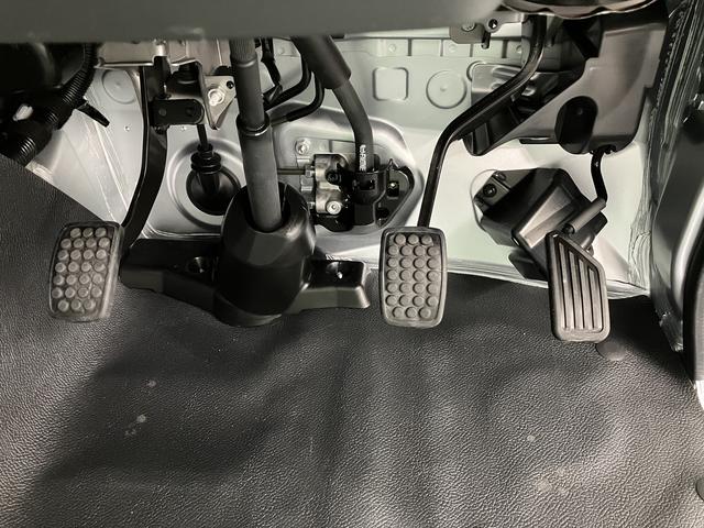 ハイゼットトラックスタンダードエアコン　パワステ　ＡＭ・ＦＭラジオ　ＡＢＳ　運転席エアバック　２ＷＤ・５ＭＴ車（愛媛県）の中古車