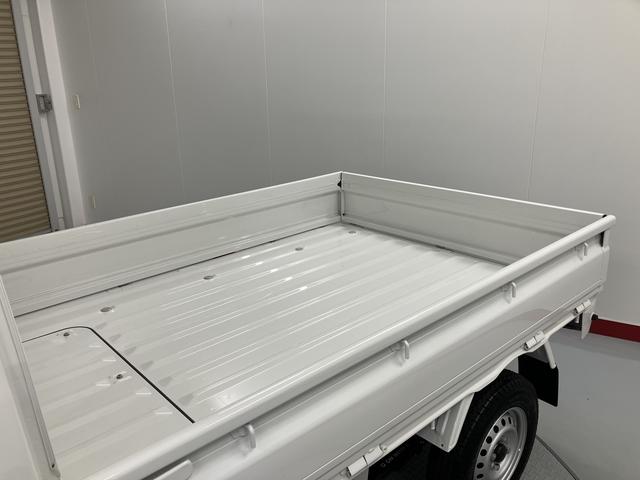 ハイゼットトラックスタンダード　農用スペシャルエアコン　パワステ　ＡＢＳ　運転席エアバック　ＡＭ・ＦＭラジオ　作業灯　４枚リーフスプリング　４ＷＤ・５ＭＴ車（愛媛県）の中古車