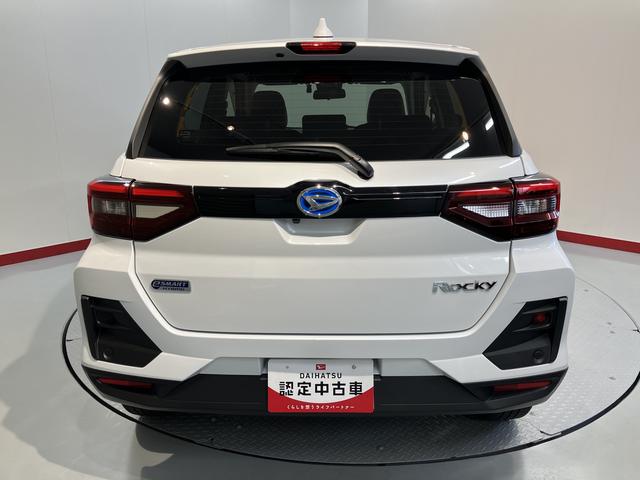 ロッキープレミアムＧ　ＨＥＶメモリーナビ　パノラマモニター　前後ドライブレコーダー　フルセグＴＶ　アダプティブクルーズコントロール　ＬＥＤヘッドライト　フォグランプ　プッシュスタート　左右シートヒーター　スマートアシスト（愛媛県）の中古車