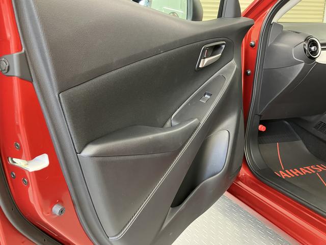ＭＡＺＤＡ２１５　ＢＤ純正ナビ　パノラマモニター　プッシュスタート　　ＬＥＤヘッドライト　アダプティブヘッドライトオートエアコン　前後ドライブレコーダー　アイドリングストップ（愛媛県）の中古車