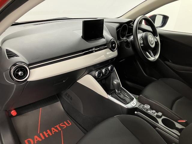 ＭＡＺＤＡ２１５　ＢＤ純正ナビ　パノラマモニター　プッシュスタート　　ＬＥＤヘッドライト　アダプティブヘッドライトオートエアコン　前後ドライブレコーダー　アイドリングストップ（愛媛県）の中古車