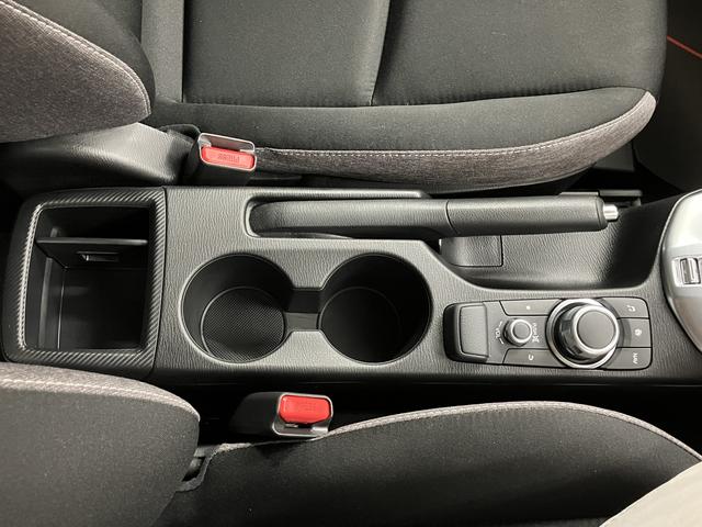 ＭＡＺＤＡ２１５　ＢＤ純正ナビ　パノラマモニター　プッシュスタート　　ＬＥＤヘッドライト　アダプティブヘッドライトオートエアコン　前後ドライブレコーダー　アイドリングストップ（愛媛県）の中古車