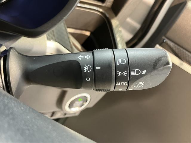 ムーヴカスタム　ＸリミテッドII　ＳＡIII純正ナビ　パノラマモニター　フルセグＴＶ　ＣＤ　ＤＶＤ　ＵＳＢ　Ｂｌｕｅｔｏｏｔｈ　ドラレコ　ＥＴＣ　運転席シートヒーター　オートライト　ＬＥＤヘッドライト　プッシュスタート　アイドリングストップ（愛媛県）の中古車