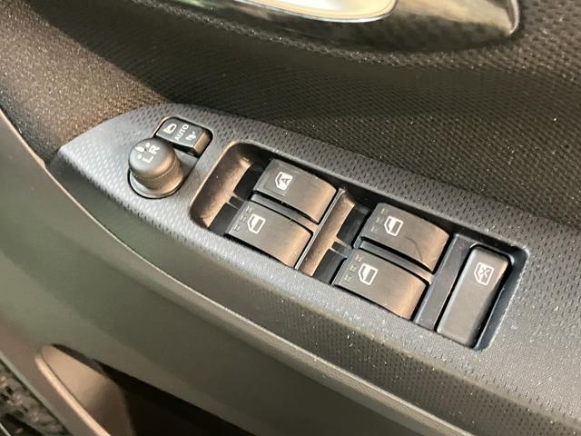 ムーヴカスタム　ＸリミテッドII　ＳＡIII純正ナビ　パノラマモニター　フルセグＴＶ　ＣＤ　ＤＶＤ　ＵＳＢ　Ｂｌｕｅｔｏｏｔｈ　ドラレコ　ＥＴＣ　運転席シートヒーター　オートライト　ＬＥＤヘッドライト　プッシュスタート　アイドリングストップ（愛媛県）の中古車