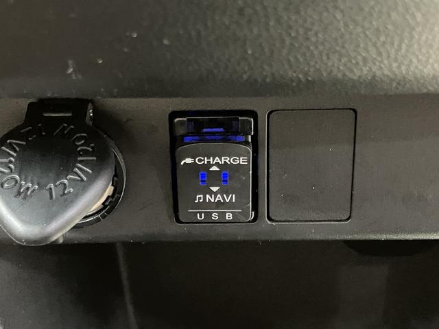 ムーヴキャンバスＸメイクアップリミテッド　ＳＡIII純正ナビ　パノラマモニター　フルセグＴＶ　ＣＤ　ＤＶＤ　ＵＳＢ　Ｂｌｕｅｔｏｏｔｈ　ドラレコ　両側電動スライドドア　プッシュスタート　アイドリングストップ　オートライト　ベンチシート　キーフリー（愛媛県）の中古車