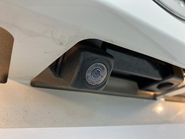 ムーヴキャンバスＸメイクアップリミテッド　ＳＡIII純正ナビ　パノラマモニター　フルセグＴＶ　ＣＤ　ＤＶＤ　ＵＳＢ　Ｂｌｕｅｔｏｏｔｈ　ドラレコ　両側電動スライドドア　プッシュスタート　アイドリングストップ　オートライト　ベンチシート　キーフリー（愛媛県）の中古車