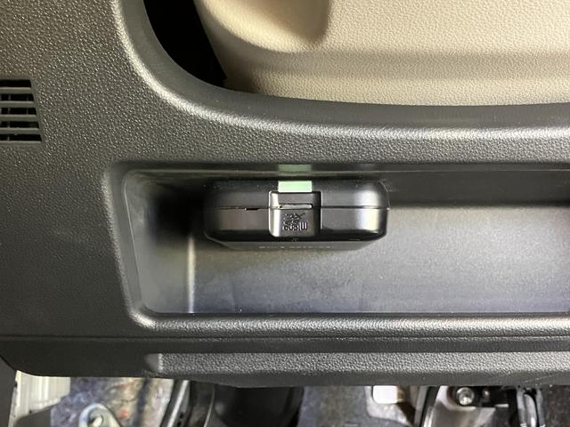 ムーヴキャンバスＸメイクアップリミテッド　ＳＡIII純正ナビ　パノラマモニター　フルセグＴＶ　ＣＤ　ＤＶＤ　ＵＳＢ　Ｂｌｕｅｔｏｏｔｈ　ドラレコ　両側電動スライドドア　プッシュスタート　アイドリングストップ　オートライト　ベンチシート　キーフリー（愛媛県）の中古車