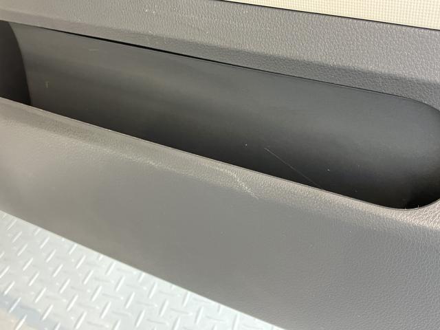 ムーヴキャンバスＸメイクアップリミテッド　ＳＡIII純正ナビ　パノラマモニター　フルセグＴＶ　ＣＤ　ＤＶＤ　ＵＳＢ　Ｂｌｕｅｔｏｏｔｈ　ドラレコ　両側電動スライドドア　プッシュスタート　アイドリングストップ　オートライト　ベンチシート　キーフリー（愛媛県）の中古車