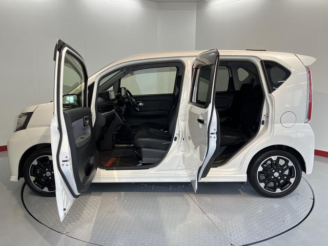 ムーヴカスタム　ＲＳ　ハイパーＳＡII純正ナビ　バックカメラ　ＥＴＣ車載器　フルセグＴＶ　プッシュスタート　オートエアコン　オートライト　ＬＥＤヘッドライト　フォグランプ　ベンチシート　アイドリングストップ　スマートアシスト（愛媛県）の中古車