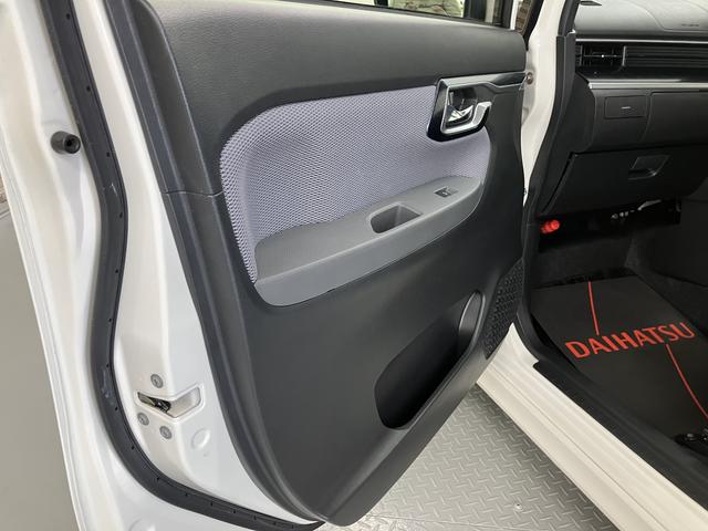 ムーヴカスタム　ＲＳ　ハイパーＳＡII純正ナビ　バックカメラ　ＥＴＣ車載器　フルセグＴＶ　プッシュスタート　オートエアコン　オートライト　ＬＥＤヘッドライト　フォグランプ　ベンチシート　アイドリングストップ　スマートアシスト（愛媛県）の中古車