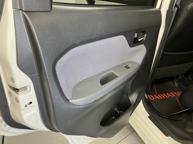 ムーヴカスタム　ＲＳ　ハイパーＳＡII純正ナビ　バックカメラ　ＥＴＣ車載器　フルセグＴＶ　プッシュスタート　オートエアコン　オートライト　ＬＥＤヘッドライト　フォグランプ　ベンチシート　アイドリングストップ　スマートアシスト（愛媛県）の中古車