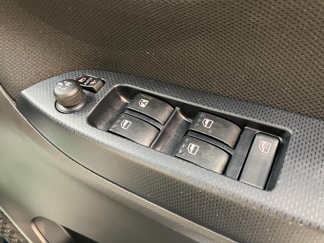 ムーヴカスタム　Ｘ　ＶＳ　ＳＡIII純正ナビ　パノラマモニター　フルセグＴＶ　ＣＤ　ＤＶＤ　Ｂｌｕｅｔｏｏｔｈ　運転席シートヒーター　オートライト　ＬＥＤヘッドライト　ベンチシート　プッシュスタート　アイドリングストップ　キーフリー（愛媛県）の中古車