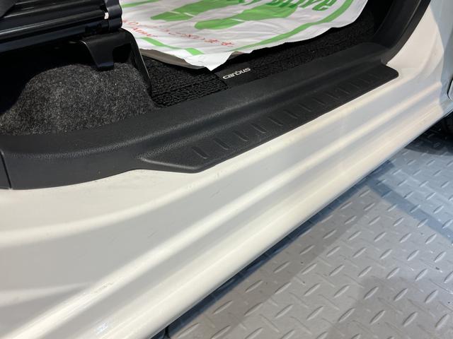 ムーヴキャンバスＧブラックインテリアリミテッド　ＳＡIII純正ナビ　パノラマモニター　フルセグＴＶ　ＣＤ　ＤＶＤ　ＵＳＢ　Ｂｌｕｅｔｏｏｔｈ　ドラレコ　ＥＴＣ　両側電動スライドドア　オートライト　ＬＥＤヘッドライト　プッシュスタート　アイドリングストップ（愛媛県）の中古車