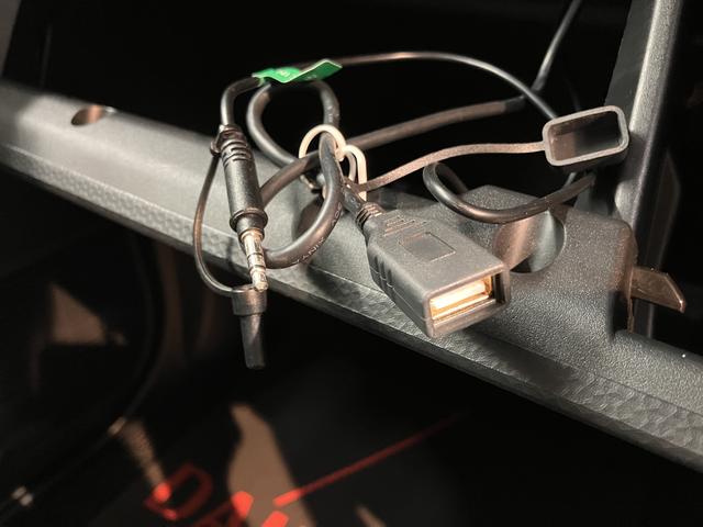 ルーミーカスタムＧナビ　ワンセグＴＶ　ＣＤ　両側電動スライドドア　前席シートヒーター　クルーズコントロール　オートライト　ＬＥＤヘッドライト　プッシュスタート　アイドリングストップ　電動格納ドアミラー　キーフリー（愛媛県）の中古車