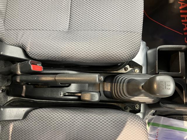 ハイゼットトラックジャンボＳＡIIIｔ４ＷＤ　スマートアシスト　コーナーセンサー　オートライト　ＬＥＤヘッドライト　荷台作業灯　ＥＴＣ車載器　純正ナビ　フルセグＴＶ　ＣＤ　ＤＶＤ　ＵＳＢ　Ｂｌｕｅｔｏｏｔｈ　ナビ連動ドライブレコーダー（愛媛県）の中古車