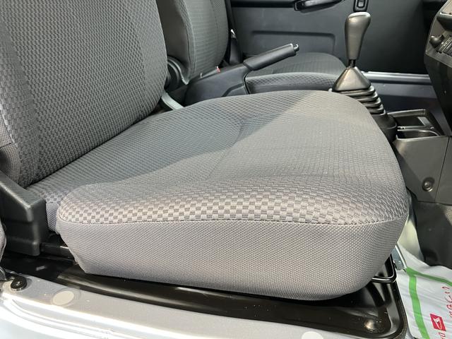 ハイゼットトラックジャンボＳＡIIIｔ４ＷＤ　スマートアシスト　コーナーセンサー　オートライト　ＬＥＤヘッドライト　荷台作業灯　ＥＴＣ車載器　純正ナビ　フルセグＴＶ　ＣＤ　ＤＶＤ　ＵＳＢ　Ｂｌｕｅｔｏｏｔｈ　ナビ連動ドライブレコーダー（愛媛県）の中古車