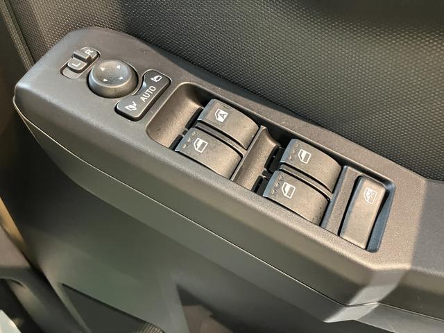 タフトＧプッシュスタート　電動パーキング　ＬＥＤヘッドライト　オートライト　運転席助手席シートヒーター　フォグランプ　純正アルミホイール　サンルーフ　オーディオレス　バックカメラ（愛媛県）の中古車