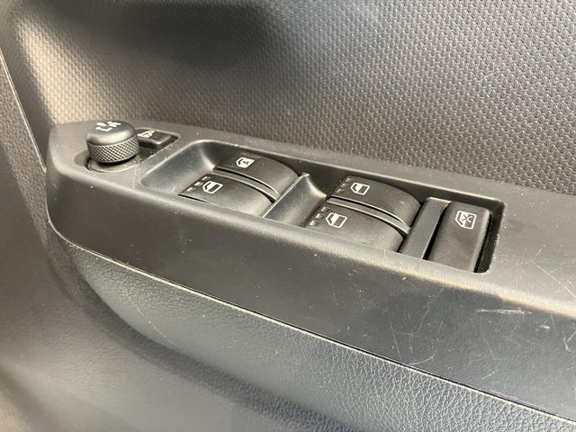 ミライースＸ　ＳＡIII２ＷＤ　ＣＶＴ　キーレスエントリー　ＣＤ　ＬＥＤヘッドライト　ＳＡＩＩＩ　エアコン　パワステ　パワーウィンドウ　ＡＢＳ　エアバッグ　電動格納ミラー　アイドリングストップ（愛媛県）の中古車