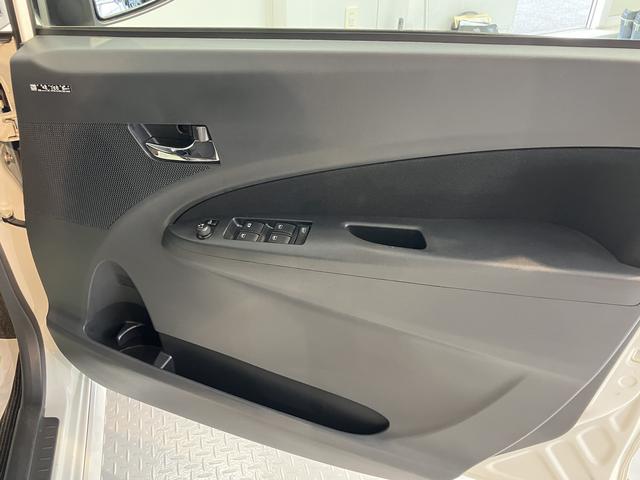 ムーヴカスタム　ＲＳ２ＷＤ　プッシュスタート　ベンチシート　オートライト　ＨＩＤヘッドライト　フロントフォグランプ　　バックカメラ装着車　Aftermarketドライブレコーダー（愛媛県）の中古車