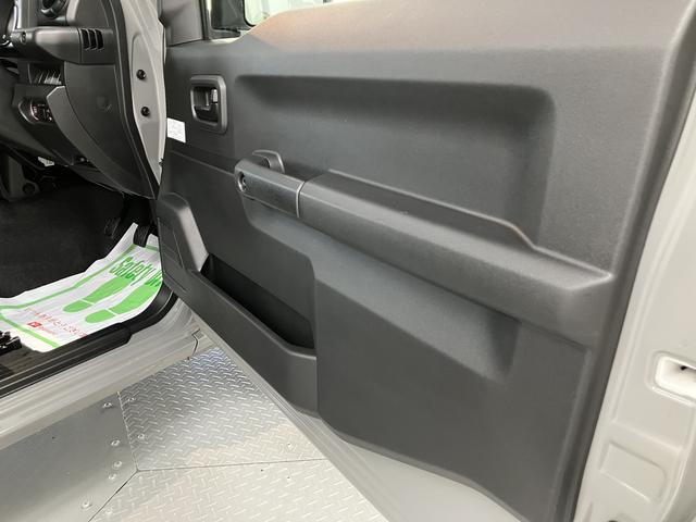 ジムニーＸＬ４ＷＤ　５ＭＴ車　純正ナビ　フルセグＴＶ　ＣＤ　ＤＶＤ　ＵＳＢ　Ｂｌｕｅｔｏｏｔｈ　ＥＴＣ　社外ドライブレコーダー　プッシュスタート　前席シートヒーター　フォグランプ（愛媛県）の中古車