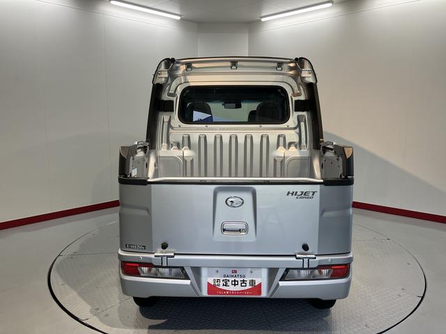 ハイゼットカーゴデッキバンＬ　ＳＡIII２ＷＤ　ＭＴ車　アイドリングストップ車　オートマチックハイビーム　ハロゲンヘッドライト　純正ＣＤデッキ（愛媛県）の中古車