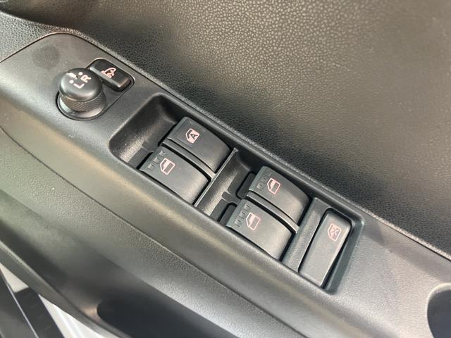 ムーヴコンテＧ２ＷＤ　ベンチシート　アイドリングストップ車　ハロゲンヘッドライト　フロントフォグランプ　オーディオレス　バックカメラ（愛媛県）の中古車
