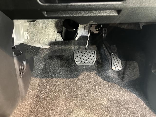 ムーヴキャンバスセオリーＧ２ＷＤ　電動パーキングブレーキ　オートブレーキホールド　ベンチシート　運転席・助手席シートヒーター　プッシュスタート　両側電動スライドドア　コーナーセンサー　アイドリングストップ車　オートライト（愛媛県）の中古車