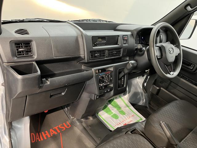 ハイゼットカーゴＤＸ２ＷＤ　ＣＶＴ　ラジオ　両側スライドドア　ＥＴＣ　エアコン　パワステ　パワーウィンドウ　ＡＢＳ　エアバッグ　キーレスエントリー（愛媛県）の中古車